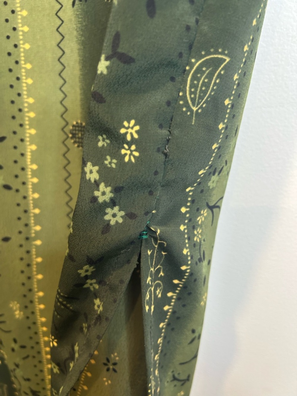 Vintage 90’s Fairweather Petites Paisley Floral Printed Maxi Skirt Green - Picture 3 of 6